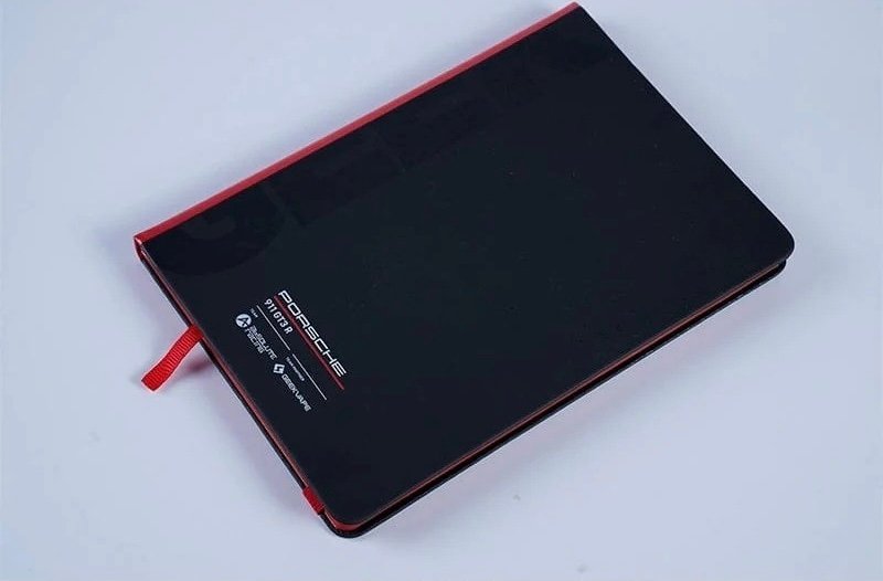 Geekvape X Porsche Premium Gift Box - Image 4