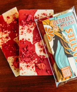 Berries n’ Cream Breasties Bar