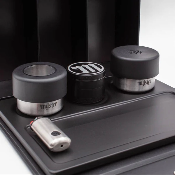 MYSTER LIMITED EDITION BLACKED OUT STASHTRAY BUNDLE